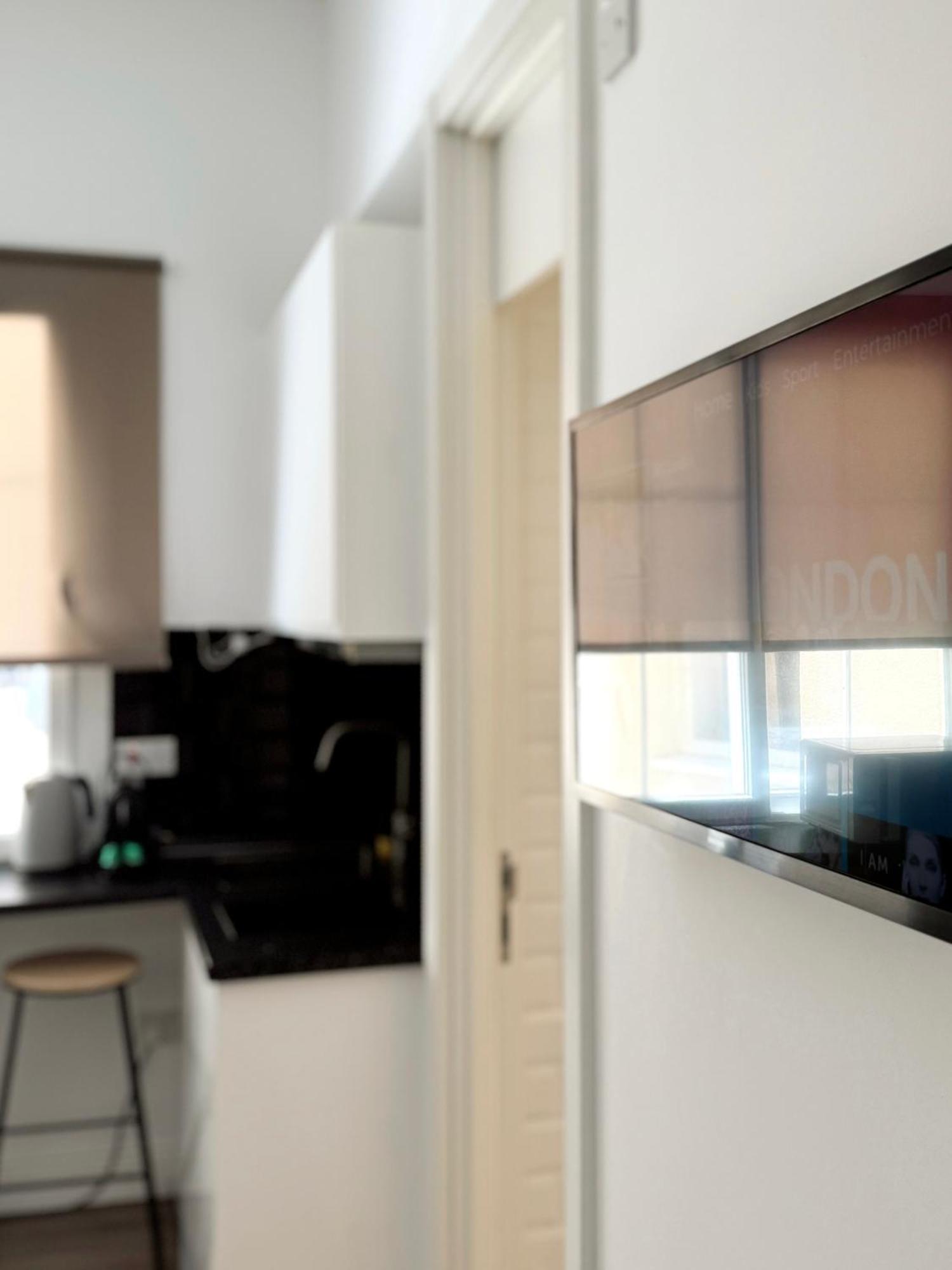 Stylish City Centre Studio - Grand Central House Gibraltar Exteriör bild