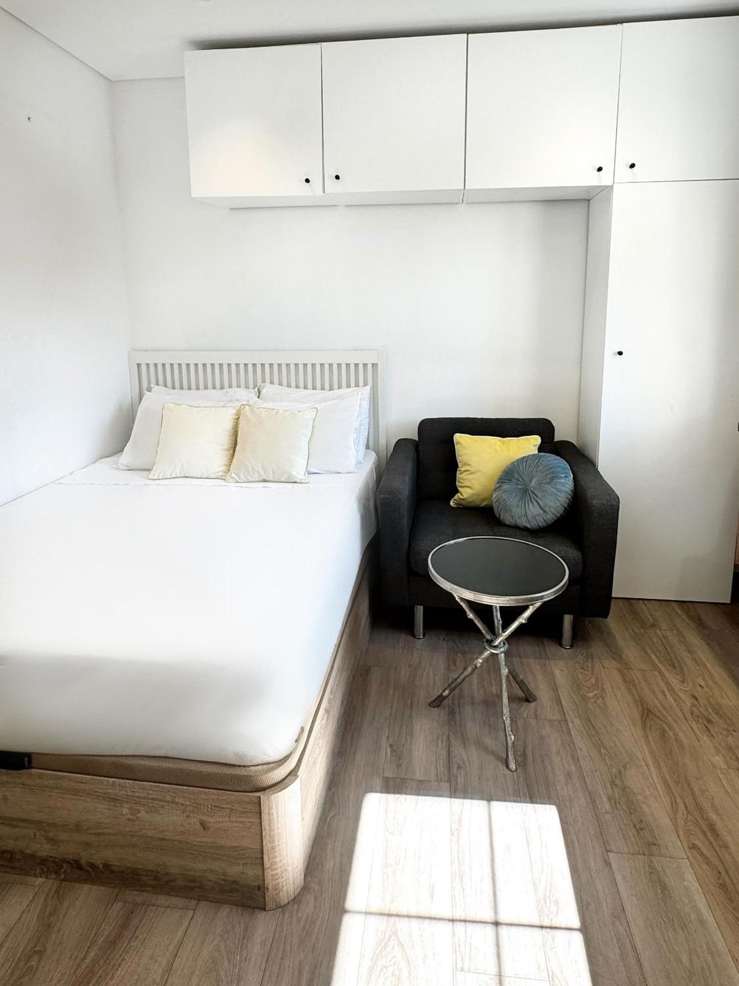 Stylish City Centre Studio - Grand Central House Gibraltar Exteriör bild