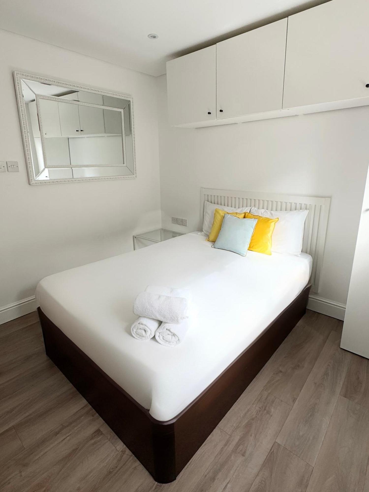 Stylish City Centre Studio - Grand Central House Gibraltar Exteriör bild